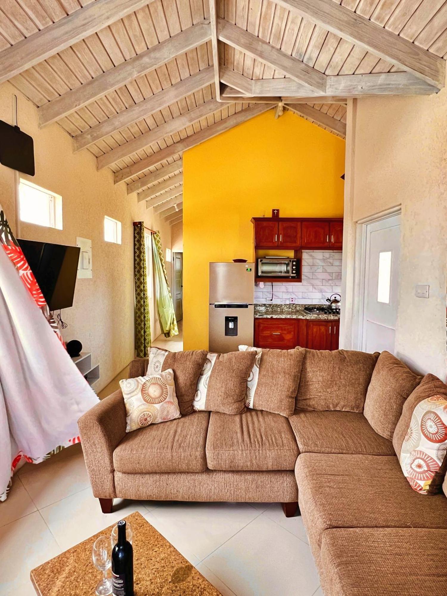 סנט פיליפ Cozy Modern Upstairs 2 Bed A/C Apt Near 2 Everything מראה חיצוני תמונה