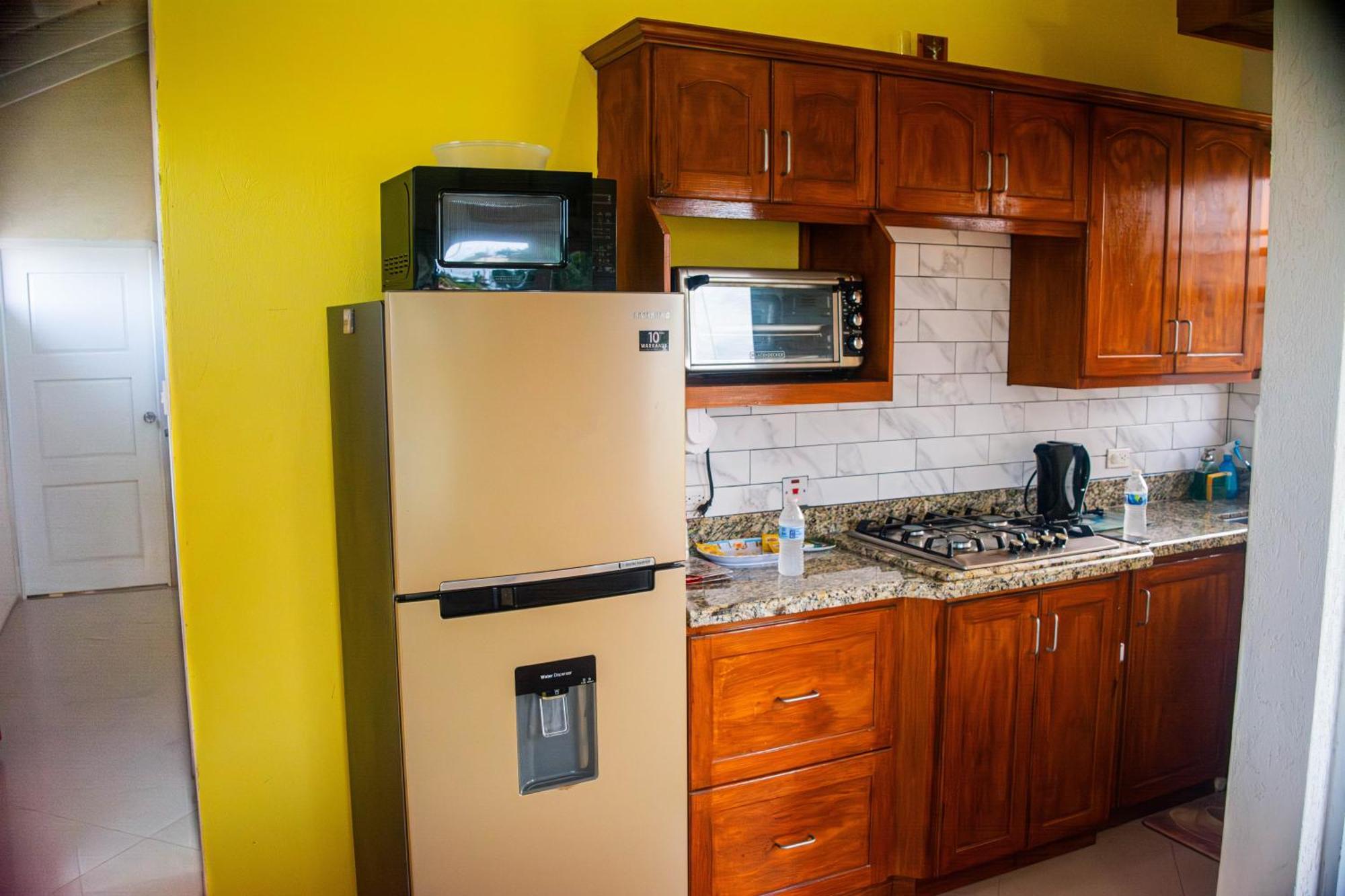 סנט פיליפ Cozy Modern Upstairs 2 Bed A/C Apt Near 2 Everything מראה חיצוני תמונה